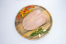 Carica l'immagine nel visualizzatore di Gallery, PETTO DI POLLO