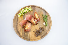 Carica l'immagine nel visualizzatore di Gallery, INVOLTINI DI CONIGLIO, SPECK E ZUCCHINE
