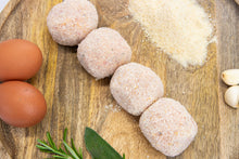 Carica l'immagine nel visualizzatore di Gallery, POLPETTE DI POLLO